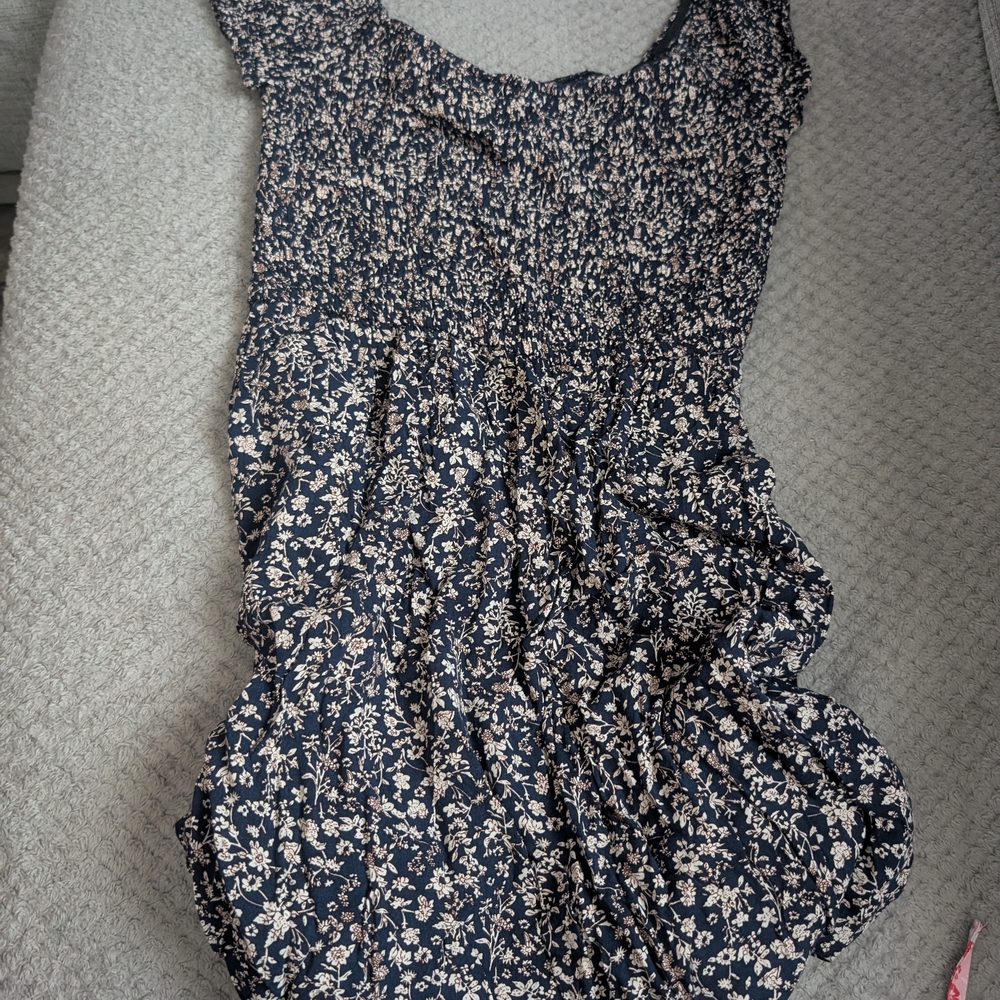 Suzy Shier Dark Blue Floral Blouse